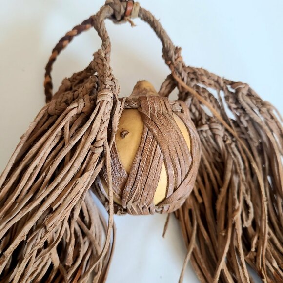 African decorative art. Body decor. - Picture 3 of 6